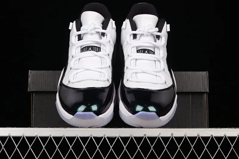 All categories Air Jordan Jordan series basketball shoes Air Jordan 11 F version Air Jordan 11 Low "Emerald" AJ11 Joe 11 Easter Chameleon Top layer genuine carbon 528895-145